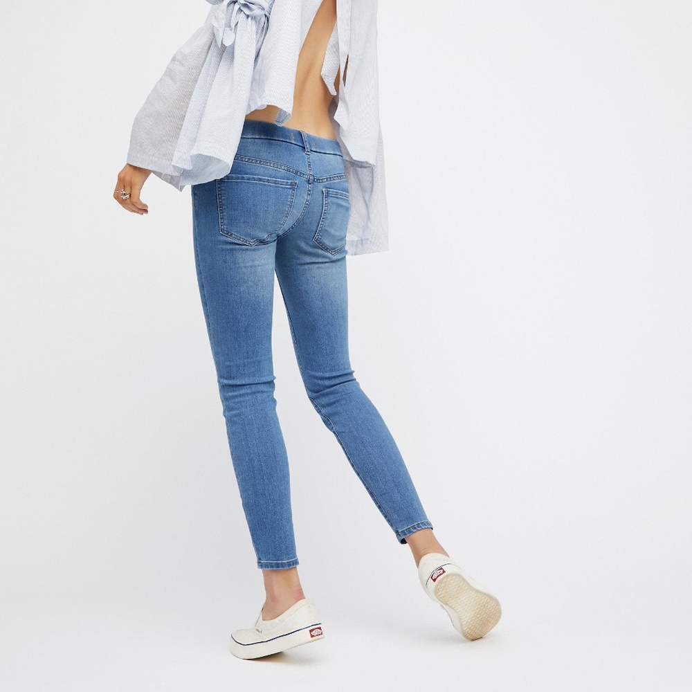 Free People Size 24 Low-Rise Skinny Jean